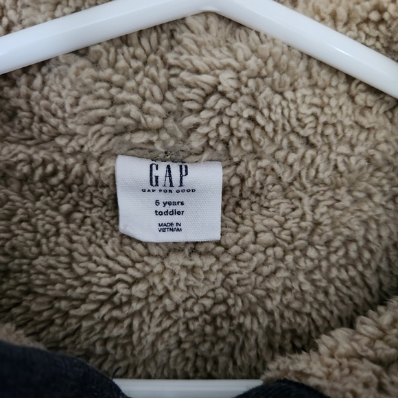 Kids GAP sherpa lined hoodie - Picture 3 of 3
